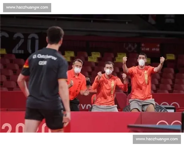 直板破局!邱党 4-2 擒张本夺冠,日本一哥领奖台失魂